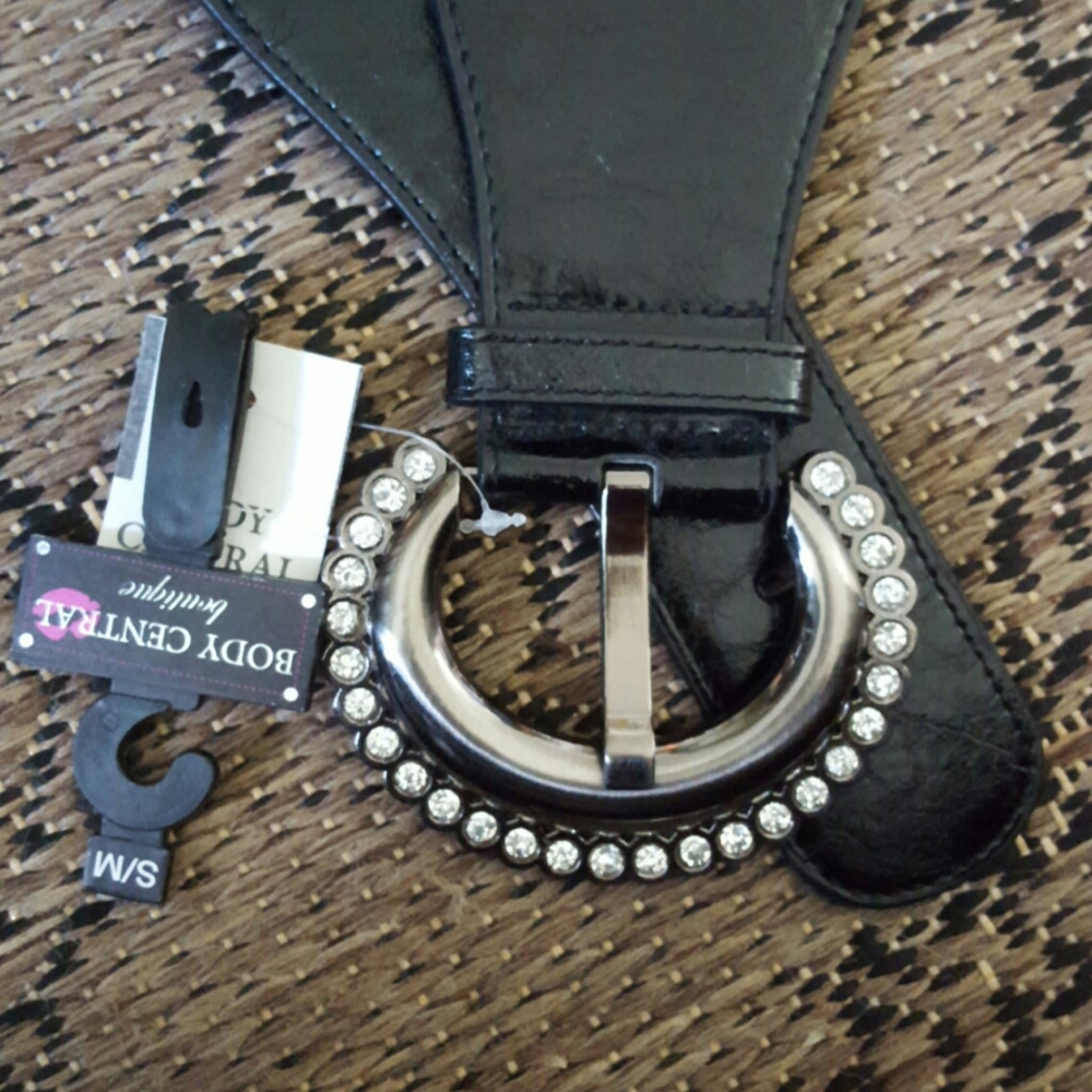 BODY CENTRAL Belt Size S-M